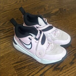 Nike Kids Light Pink and Black Sneakers